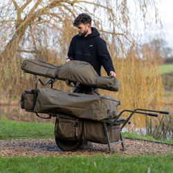 Avid Carp RVS 10ft Retractable Rod Bags